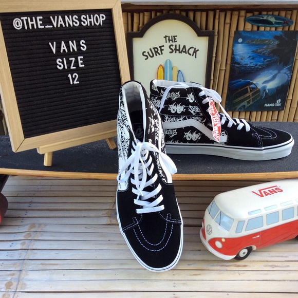 vans sk8 hi forgotten bones